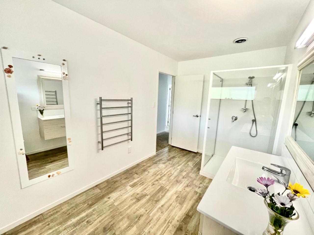 Getaway Waiheke- Stay Waiheke Oneroa Ruang foto